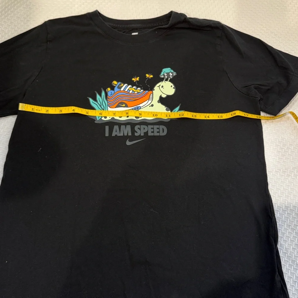 Nike Black Kids T-Shirt with Colorful Snail Graphic - Picture 2 of 6